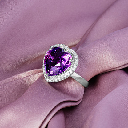 Natural Amethyst 11 ct and 18k Yellow Gold Diamond Cocktail Ring