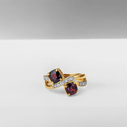 Natural Spinel and Diamond 18k Yellow Gold Asymmetrical Ring